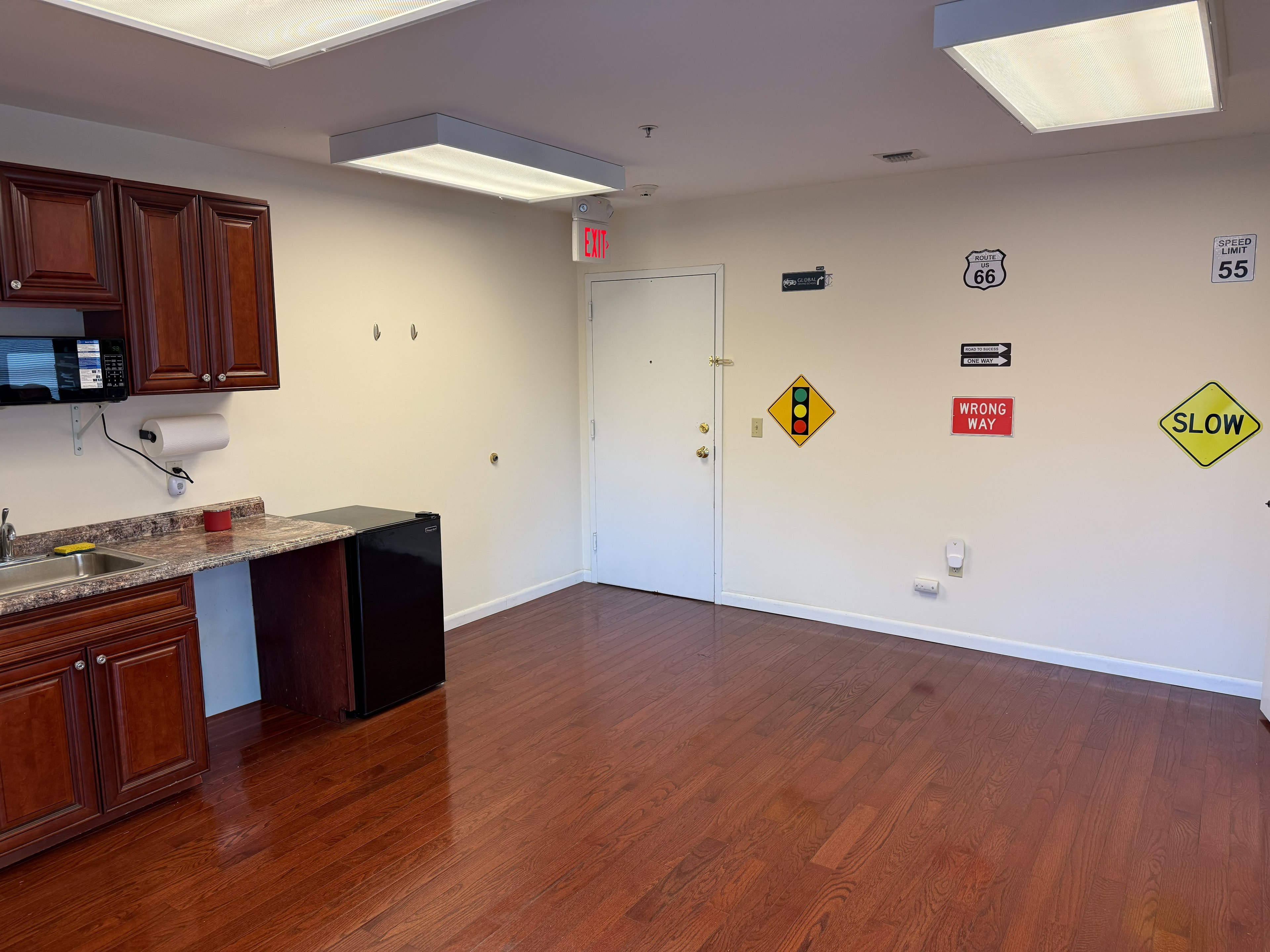 Global Driving School Office